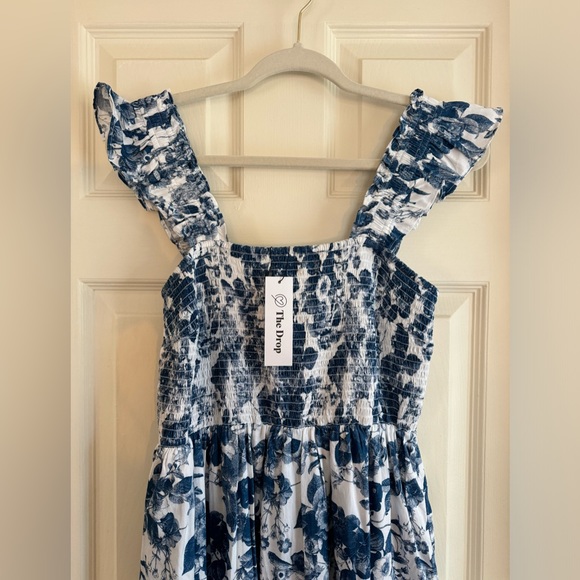 NWT - The Drop Women's Kimi Ruffled-Shoulder Smocked Midi Dress - Picture 3 of 8